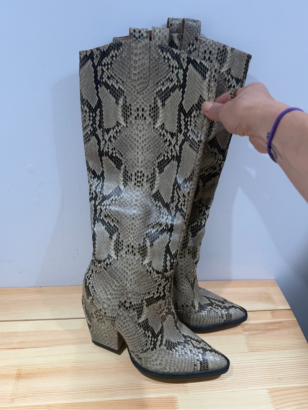 Alias Mae Westerly Knee High Boots Python Snake Leather Size EU 38 US 7.5-8 NWOB - Picture 6 of 15